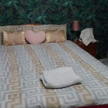 Spacious Double Room Located Within Walking Distance To Seaside And Town Dover Eksteriør billede
